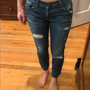Joe’s jeans size 27. Ripped style